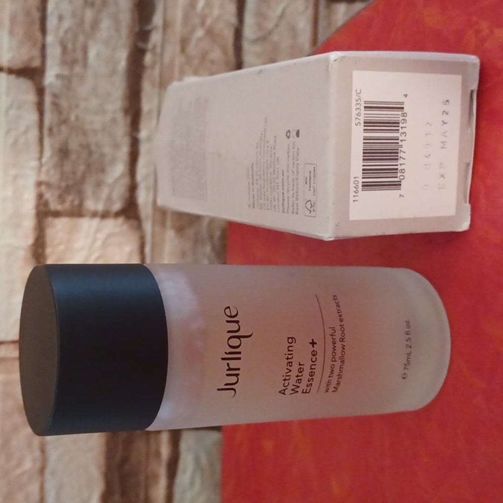 Jurlique Activating water Essence + marshmallow root extracts moisture h…
